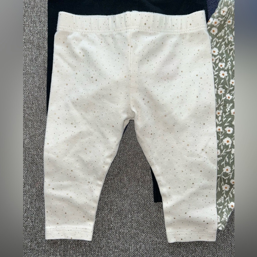 Girls 0-3 M Bundle - Picture 5 of 5
